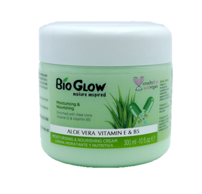 Bio Glow Aloe Vera Vitamin E and B5 Face and Body Moisturiser. Vegan, Cruelty Free and Eco-Friendly in 300ml.