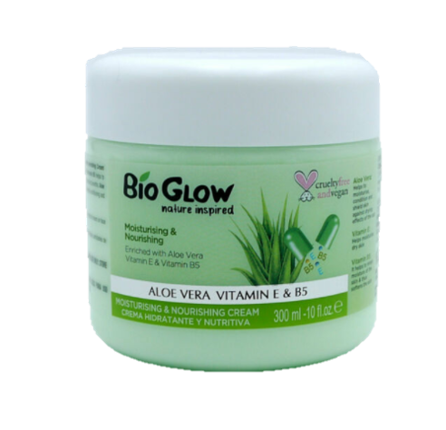 Bio Glow Aloe Vera Vitamin E and B5 Face and Body Moisturiser. Vegan, Cruelty Free and Eco-Friendly in 300ml.